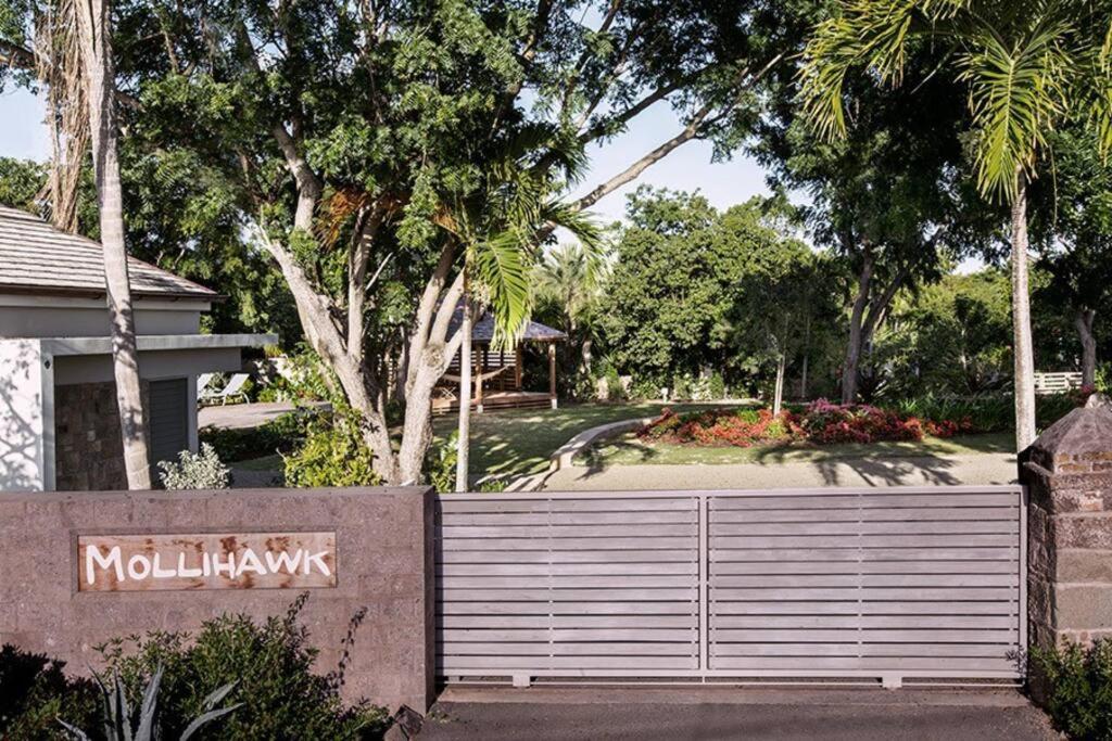 The Gatehouse. Cool Bolthole. Walk To The Marina. Villa English Harbour ภายนอก รูปภาพ